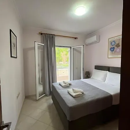 Riviera House شقة Potamós