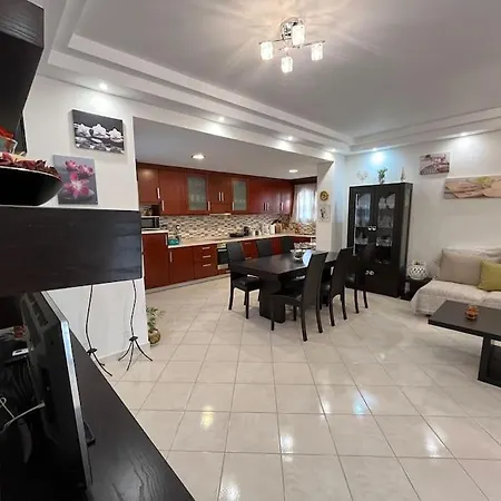 Riviera House شقة